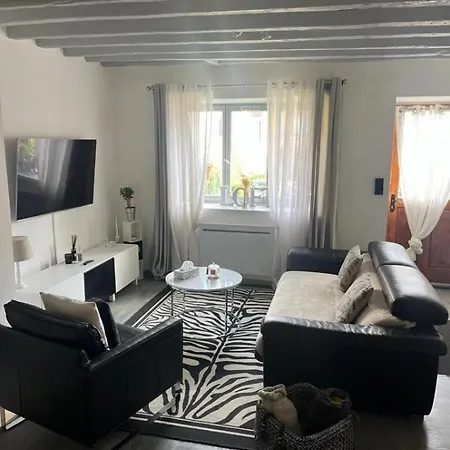 Maison De Village * Villenoy